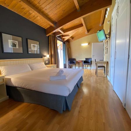 Roomrural Hotel Iru-Bide Lumbier Exteriér fotografie