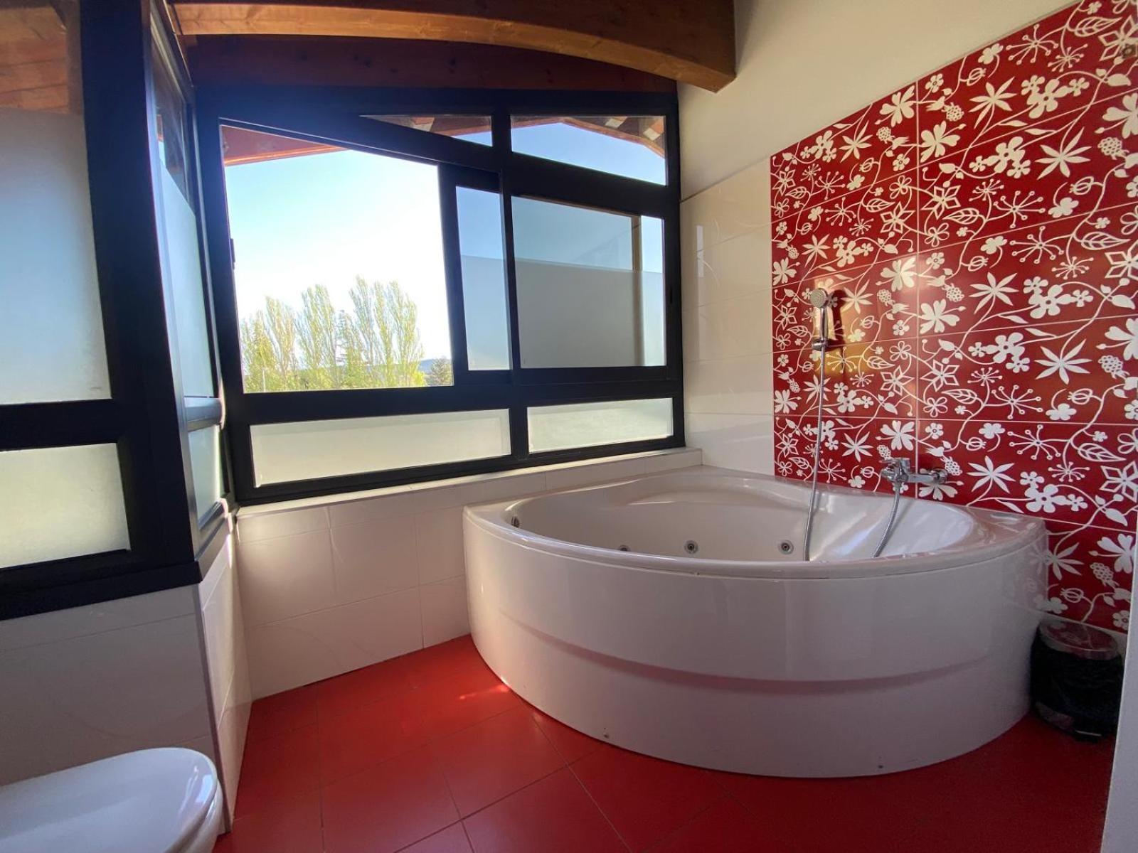 Roomrural Hotel Iru-Bide Lumbier Exteriér fotografie