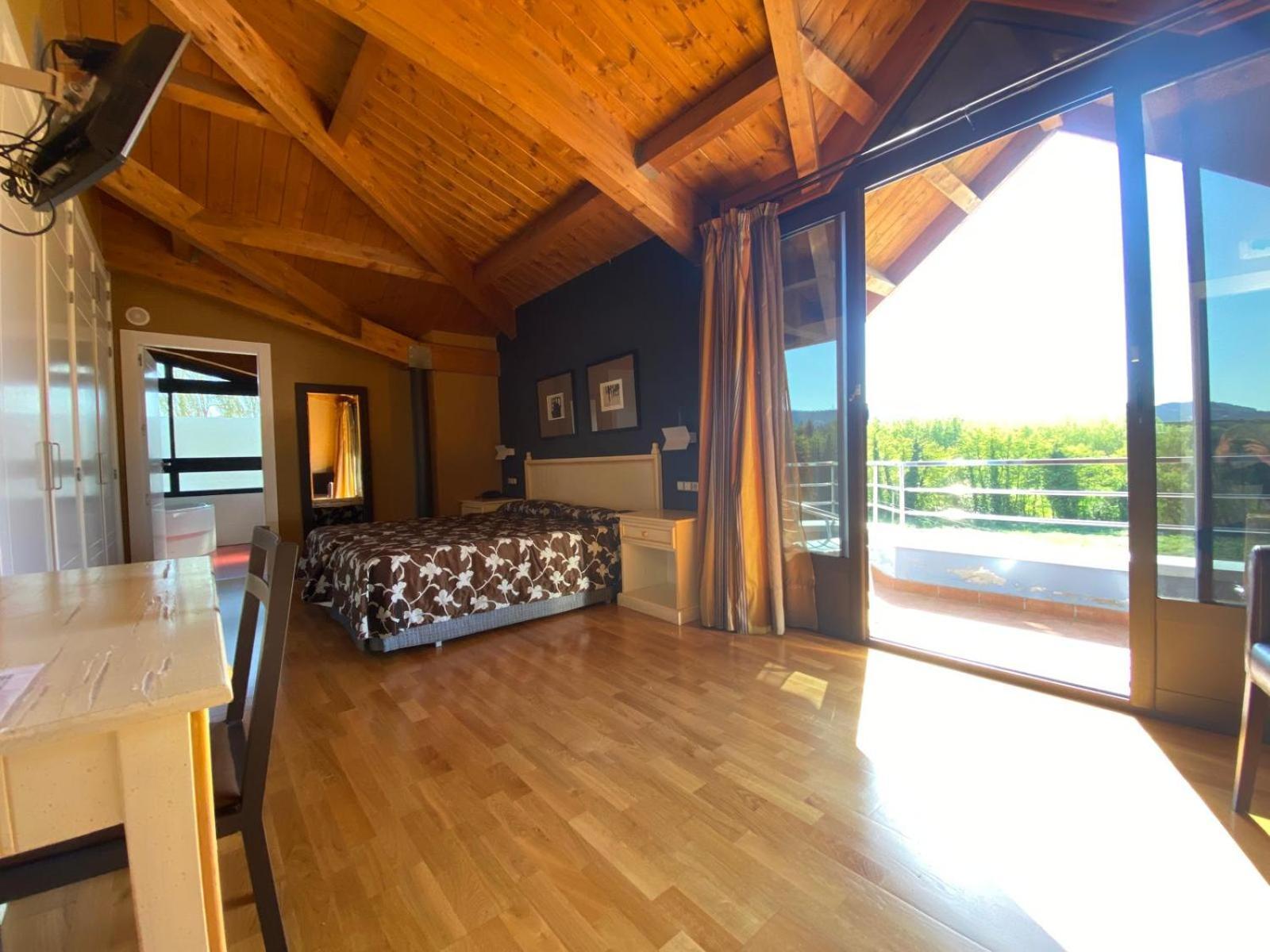 Roomrural Hotel Iru-Bide Lumbier Exteriér fotografie