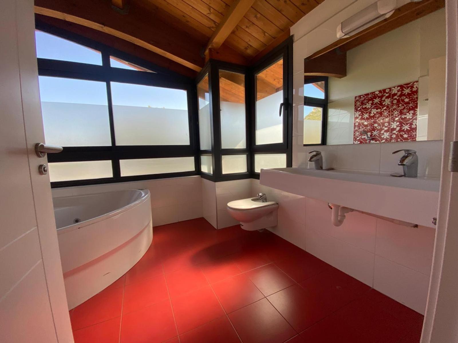 Roomrural Hotel Iru-Bide Lumbier Exteriér fotografie